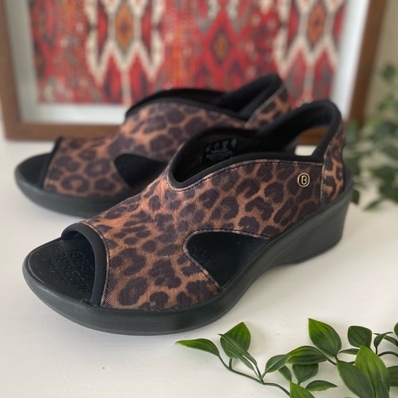 bzees leopard print shoes